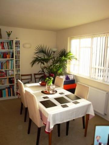 			1 Bedroom, 1 bath, 1 reception Flat			 Exeter Road, KILBURN/MAPESBURY